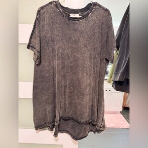 Gray Oversized T-Shirt S/M (fits size 0-14)